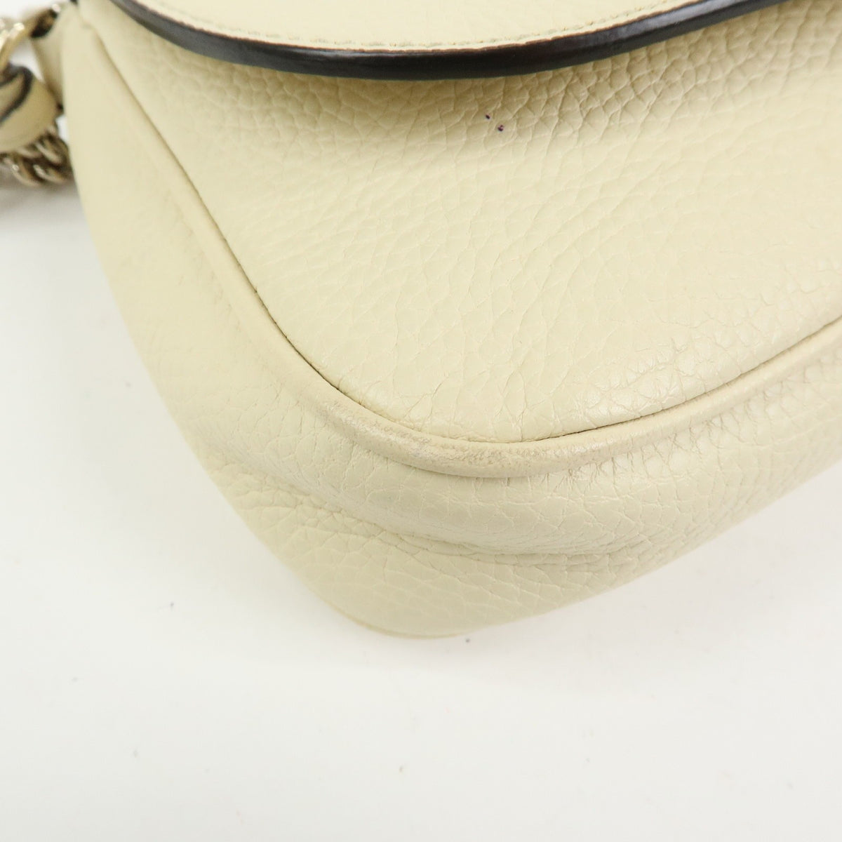 Gucci Soho Chain Leather White Leather Crossbody Bag Bag (Pre-Owned)