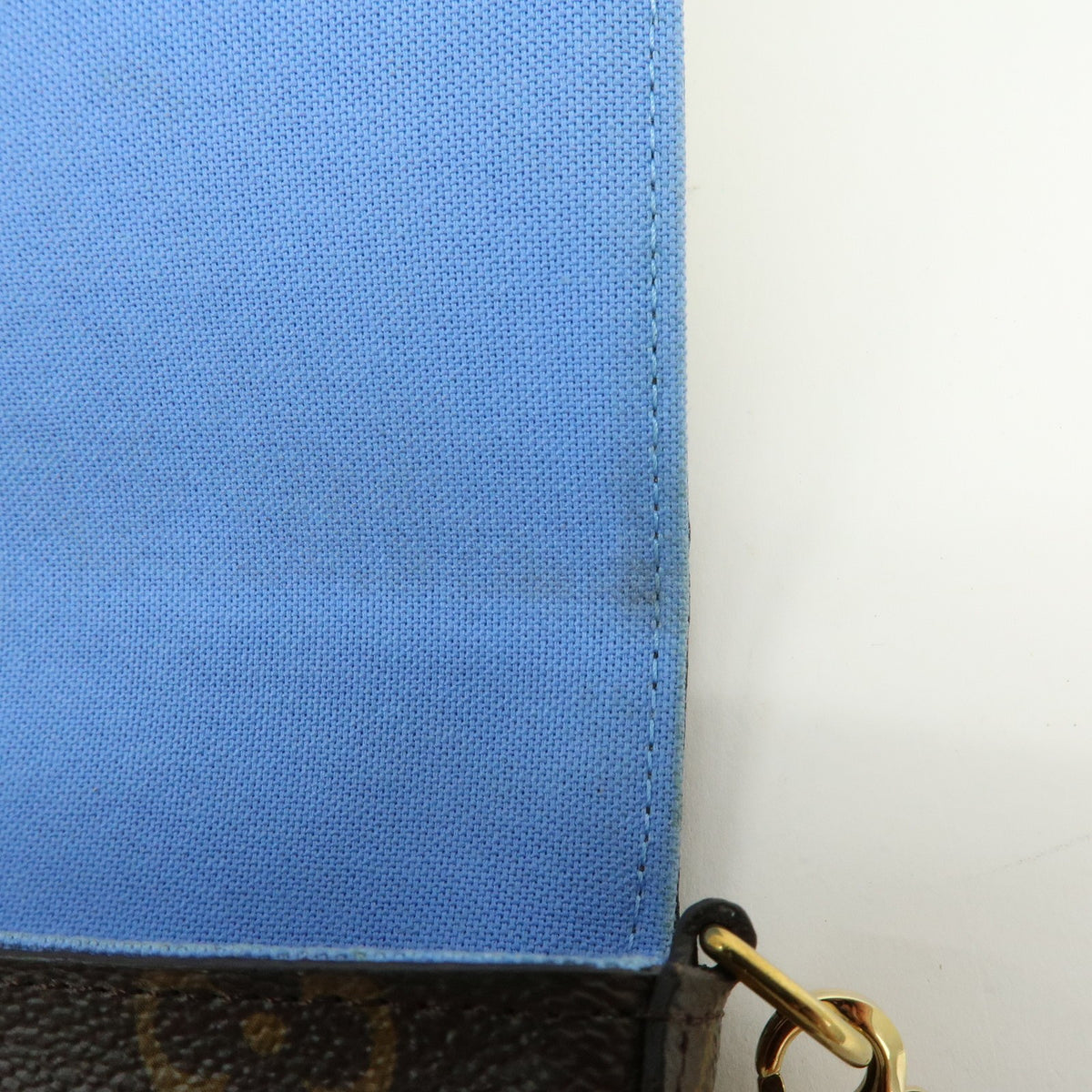 Louis Vuitton Felicie Pochette Limited Edition Vivienne Xmas Monogram Canvas Brown Canvas Clutche & Pouche Bag (Pre-Owned)