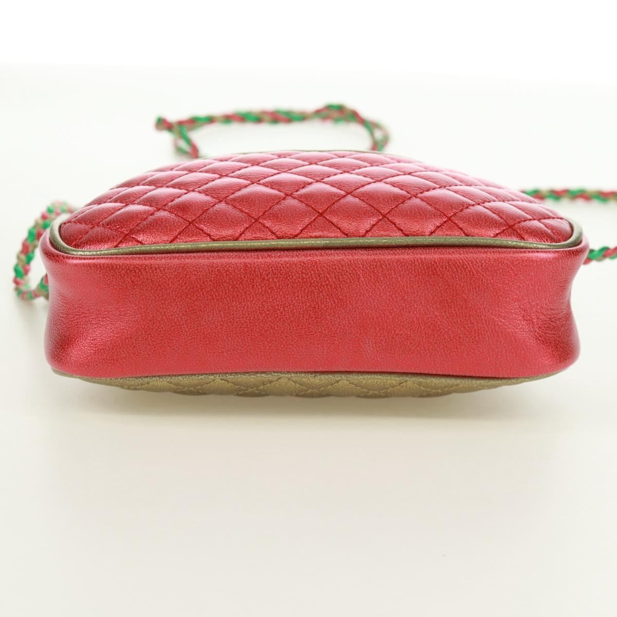 Gucci Trapuntata Camera Quilted Laminated Leather Red Leather Shoulder Bag Bag (Pre-Owned)