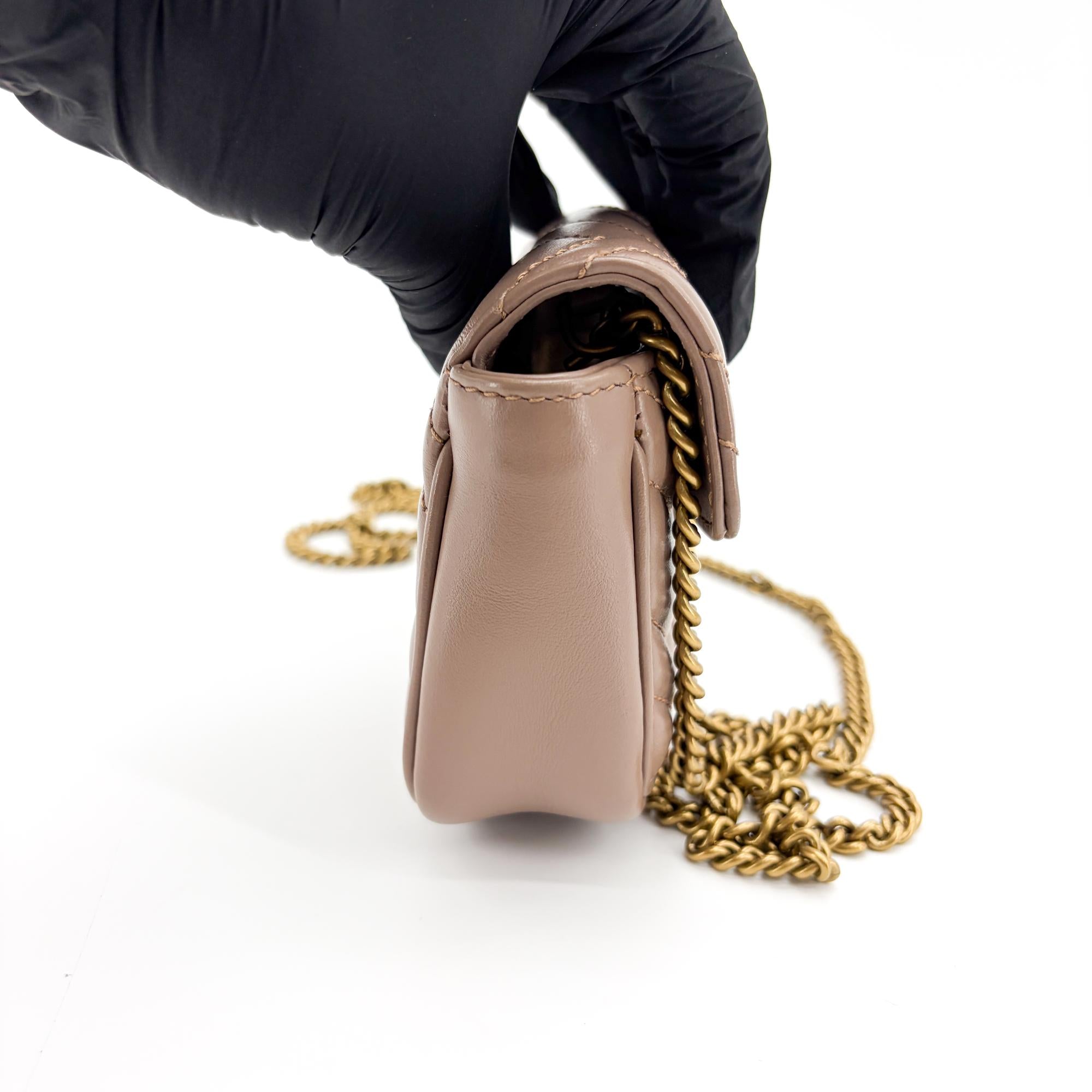 Gucci Gg Marmont Flap Chevron Leather Beige Leather Shoulder Bag Bag (Pre-Owned)