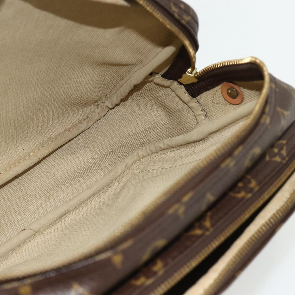 Louis Vuitton Reporter Monogram Canvas Brown Canvas Handbag (Pre-Owned)