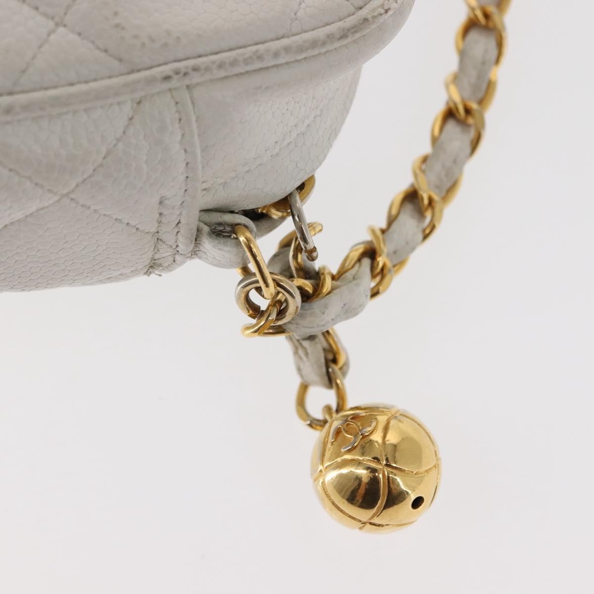 Chanel Vintage Front Pocket Camera Quilted Caviar White Leather Shoulder Bag Bag (Pre-Owned)