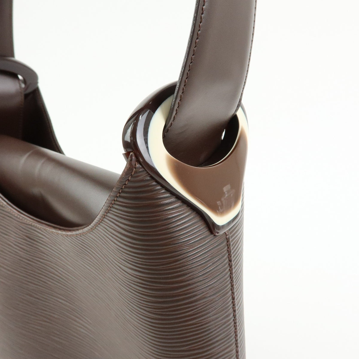 Louis Vuitton Verseau Epi Leather Brown Leather Handbag (Pre-Owned)