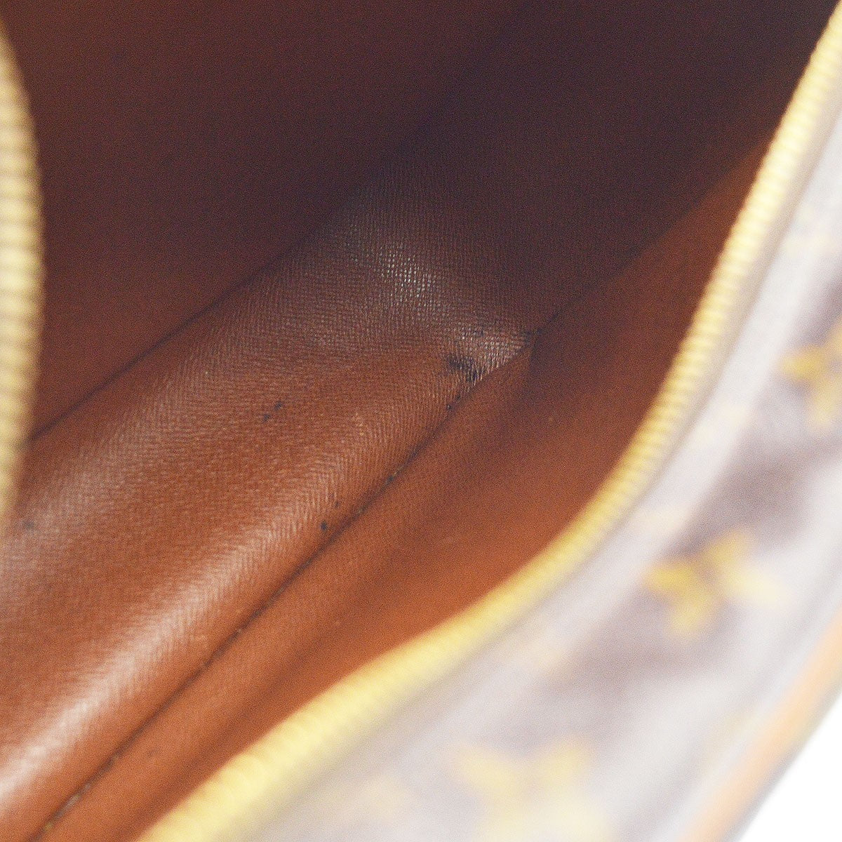 Louis Vuitton Nil Shoulder Bag Monogram Canvas Brown Canvas Shoulder Bag Bag (Pre-Owned)