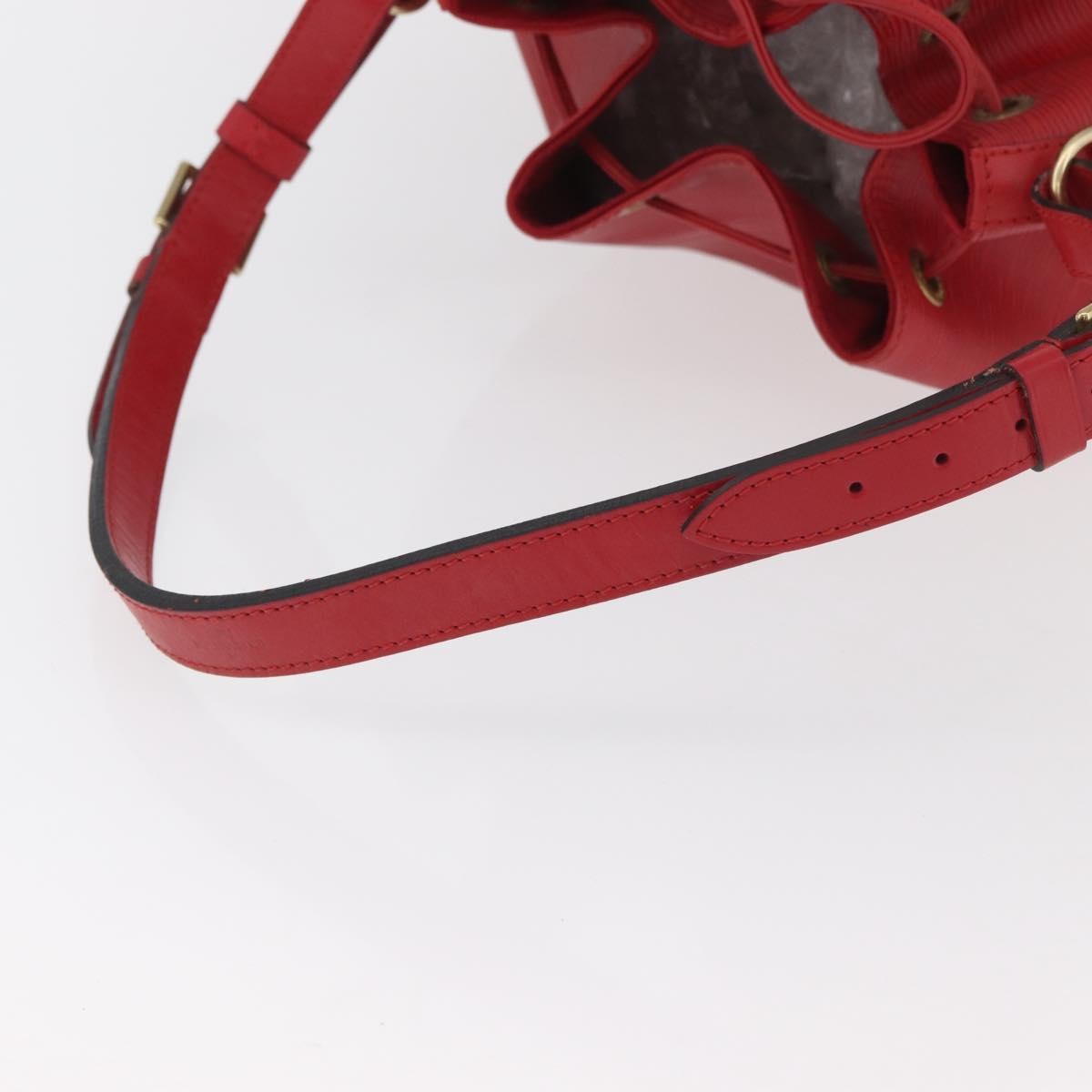 Louis Vuitton Noe Leather Red Leather Shoulder Bag Bag (Pre-Owned)