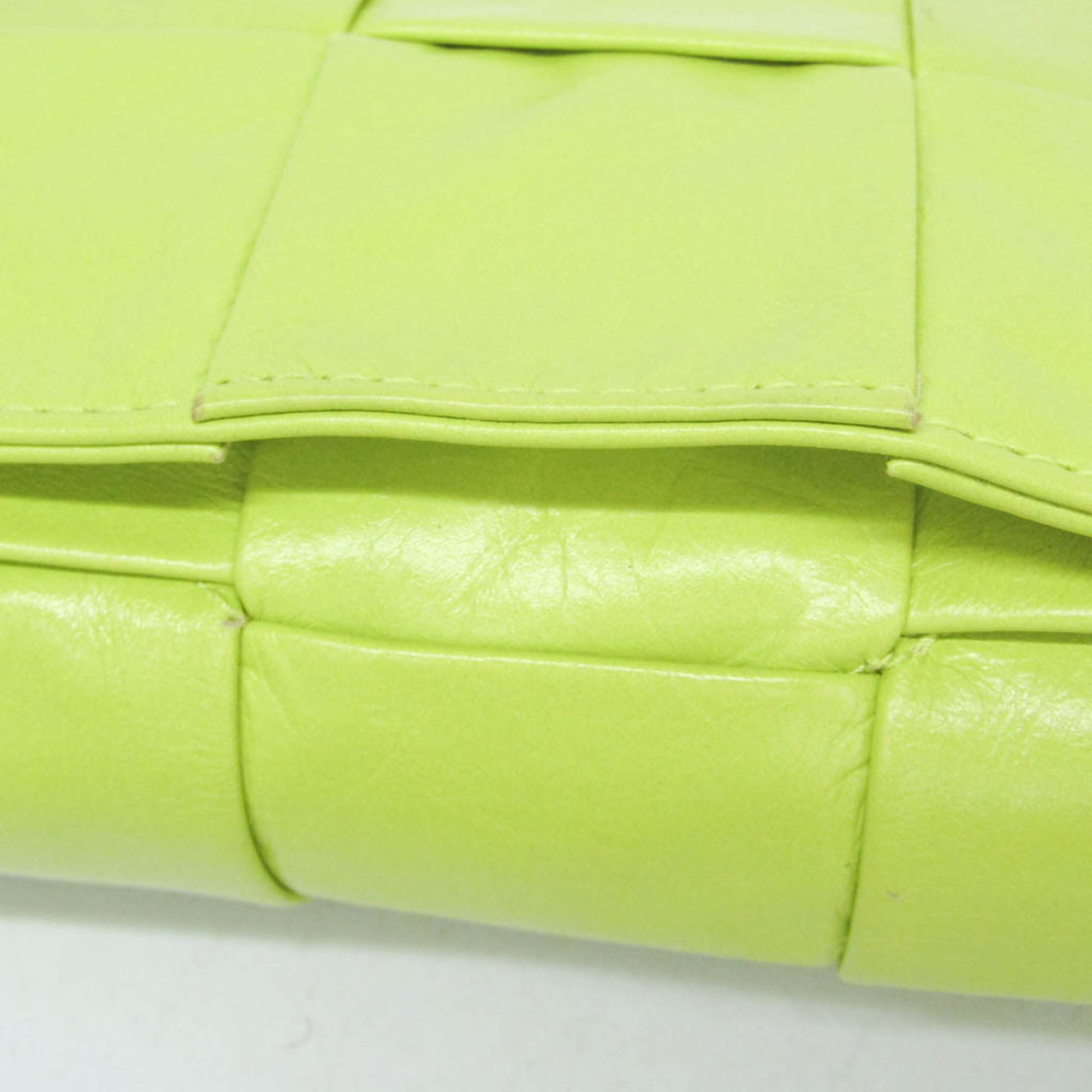 Bottega Veneta Cassette Leather Green Leather Clutche & Pouche Bag (Pre-Owned)