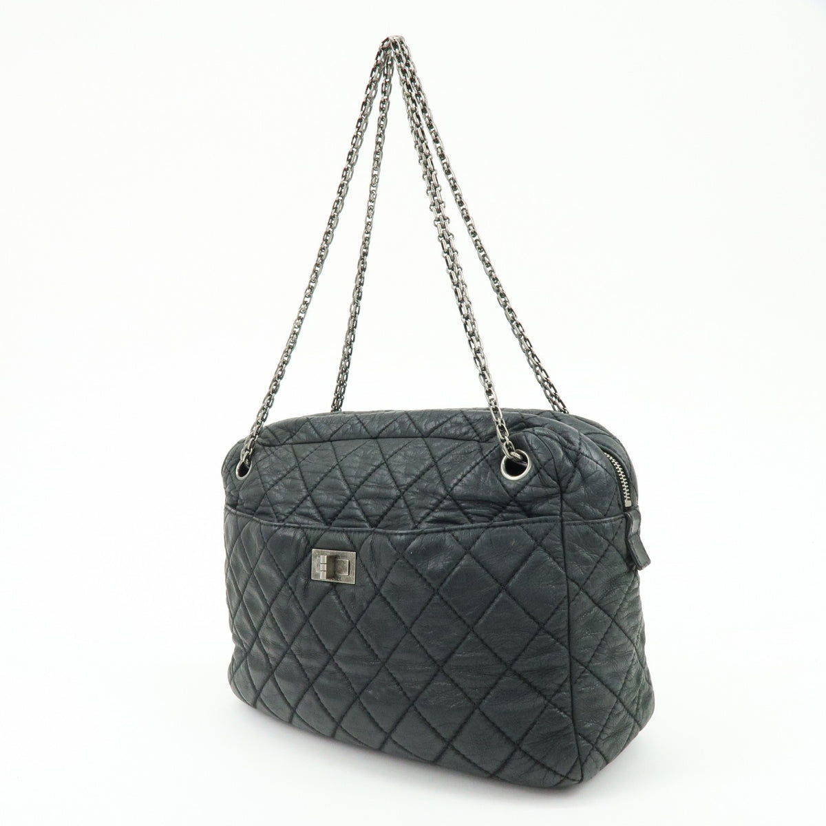 Chanel Shoulder Quilted Leather Black Calfskin Shoulder Bag Bag (Pre-Owned)