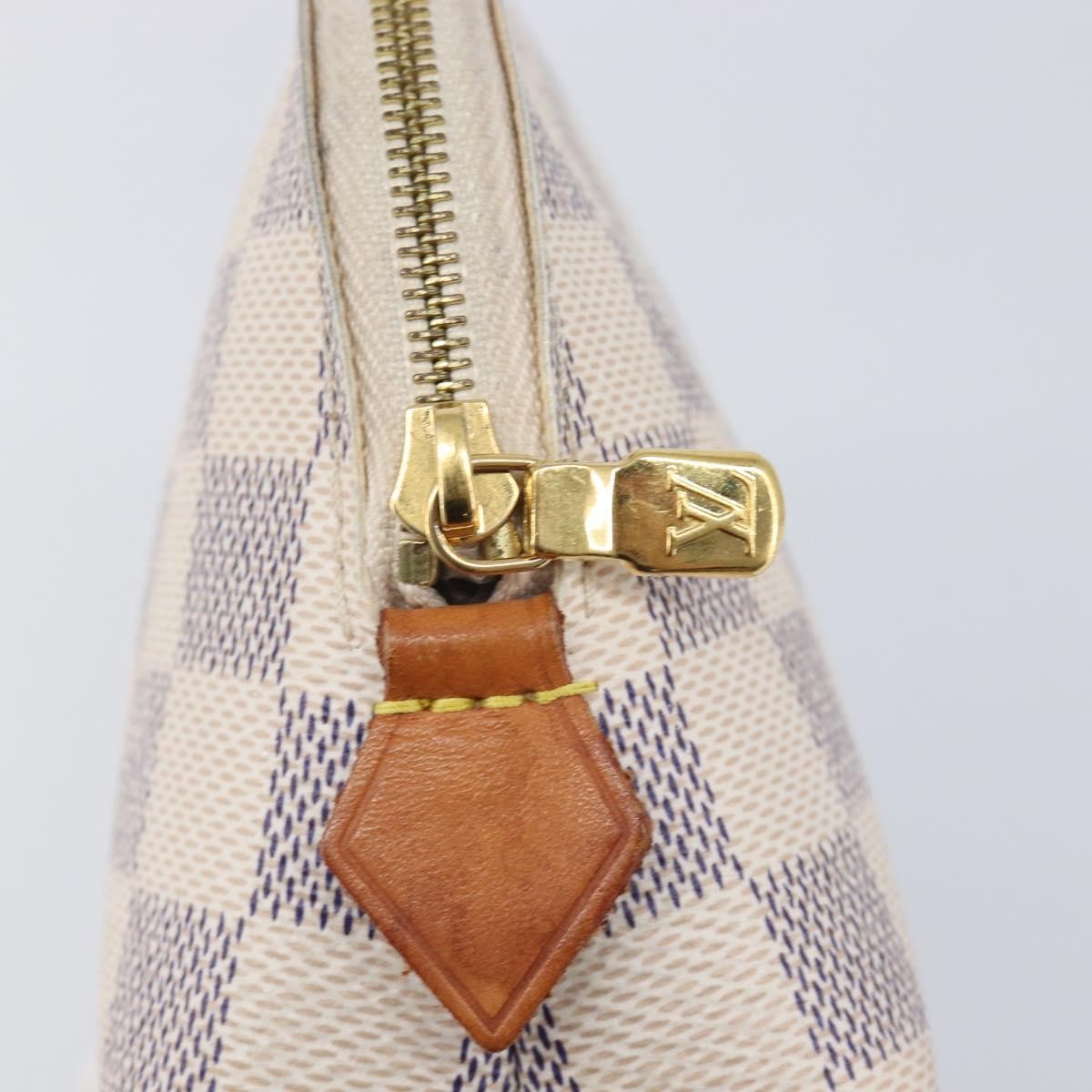 Louis Vuitton Cosmetic Damier Beige Canvas Toiletry Case Accessory (Pre-Owned)