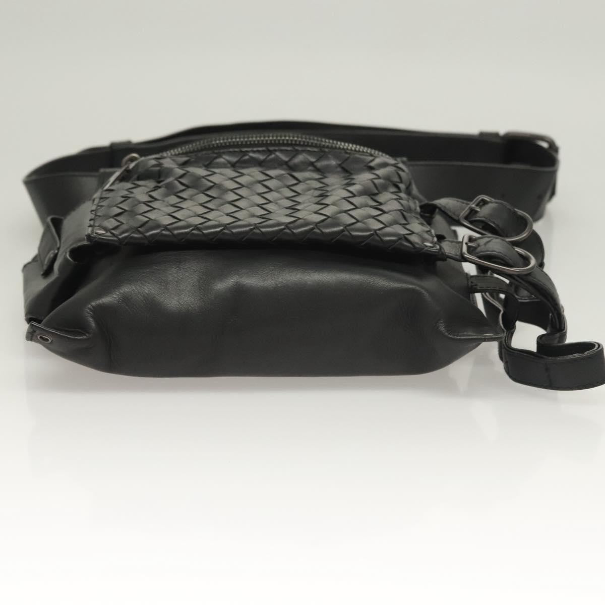 Bottega Veneta Utility Waist Leather With Intrecciato Black Leather Bag (Pre-Owned)