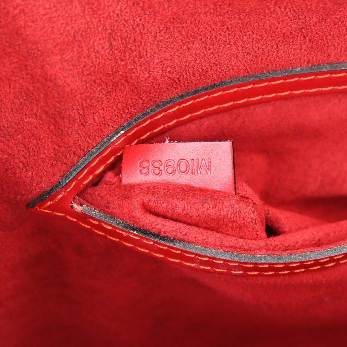 Louis Vuitton Alma Epi Leather Red Leather Handbag (Pre-Owned)