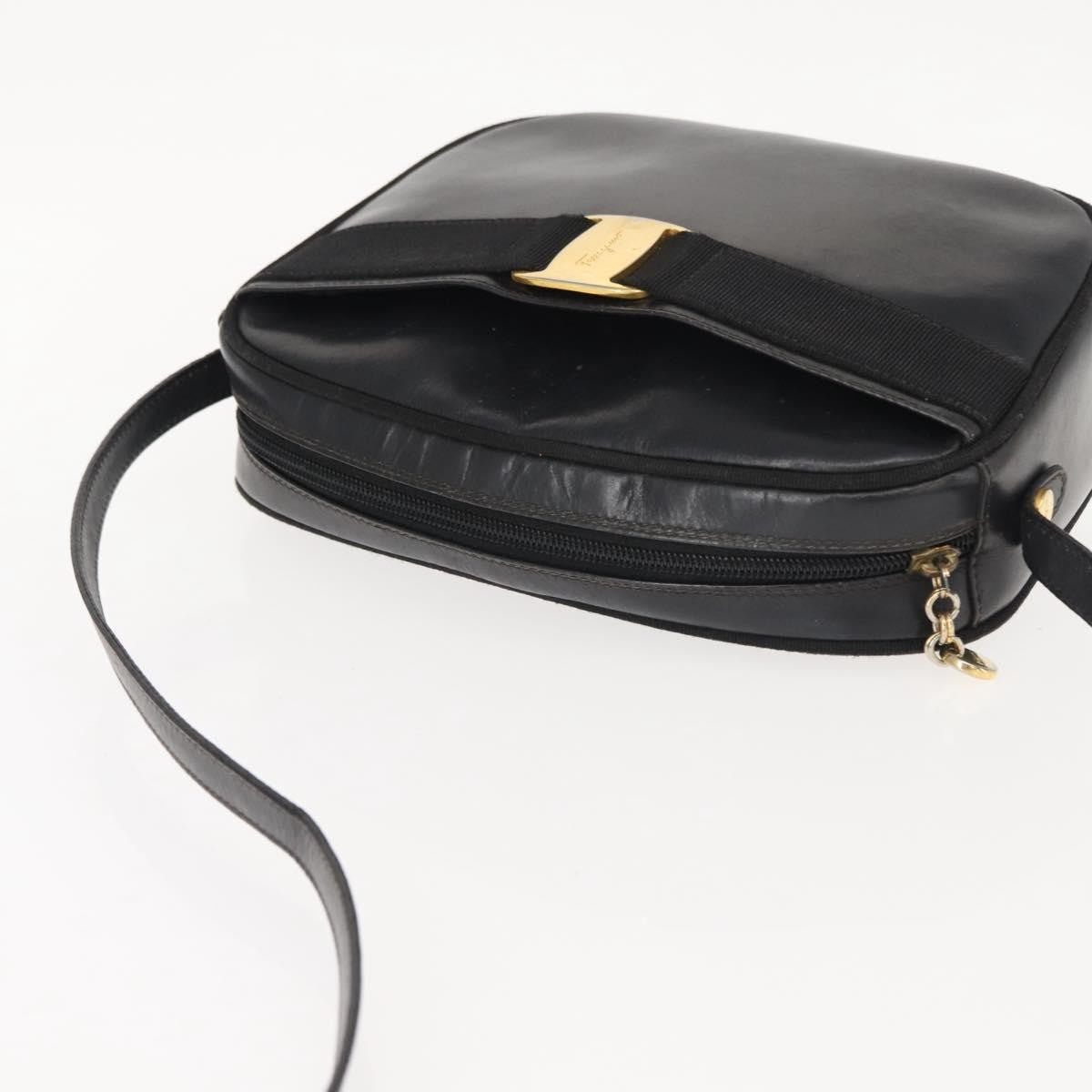 Salvatore Ferragamo Vala Leather Black Leather Shoulder Bag Bag (Pre-Owned)