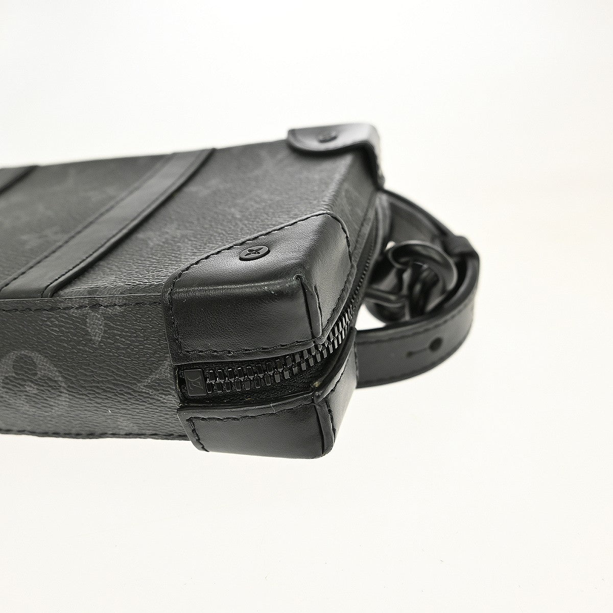 Louis Vuitton Soft Trunk Monogram Eclipse Canvas Black Canvas Clutche & Pouche Bag (Pre-Owned)