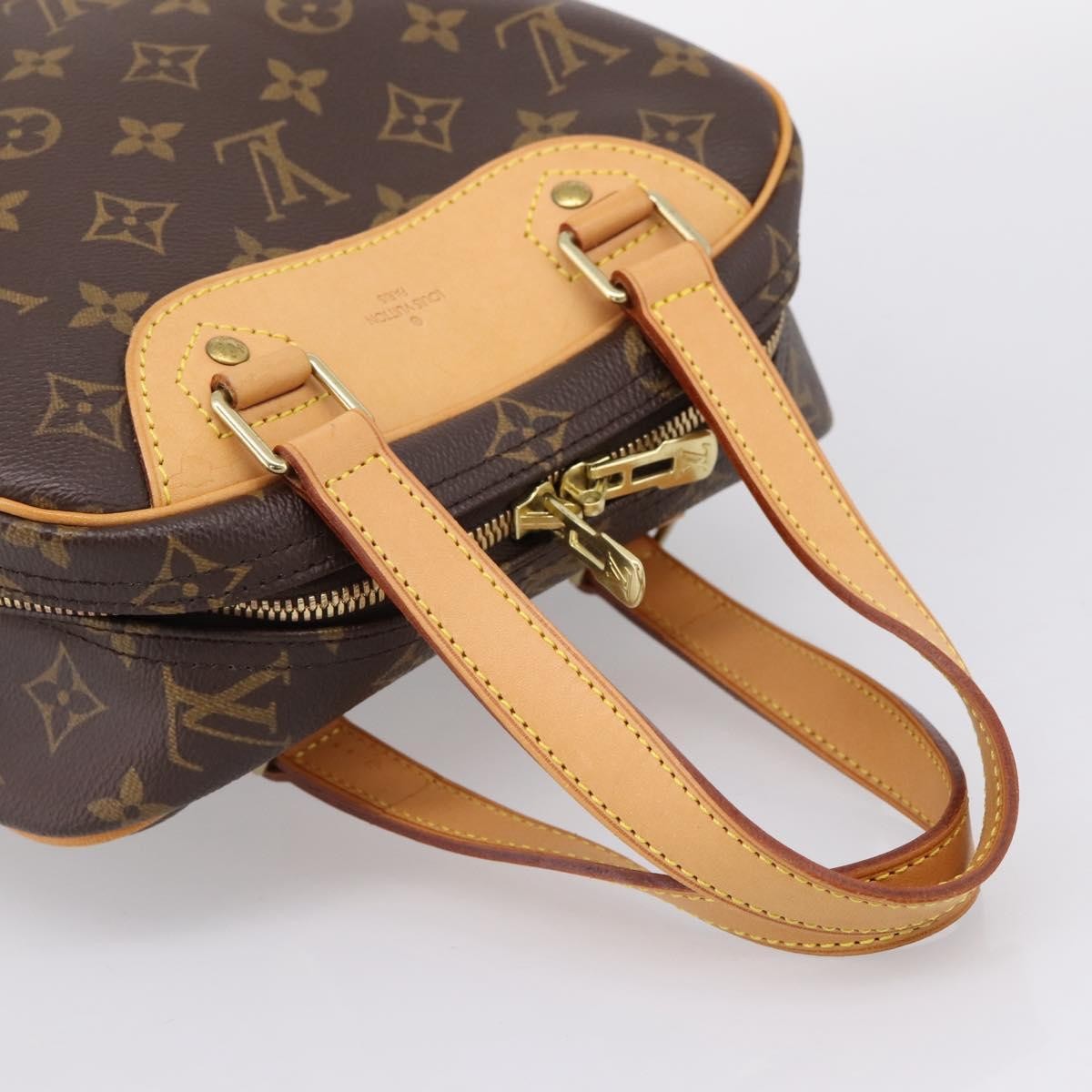 Louis Vuitton Excursion Monogram Canvas Brown Canvas Handbag (Pre-Owned)