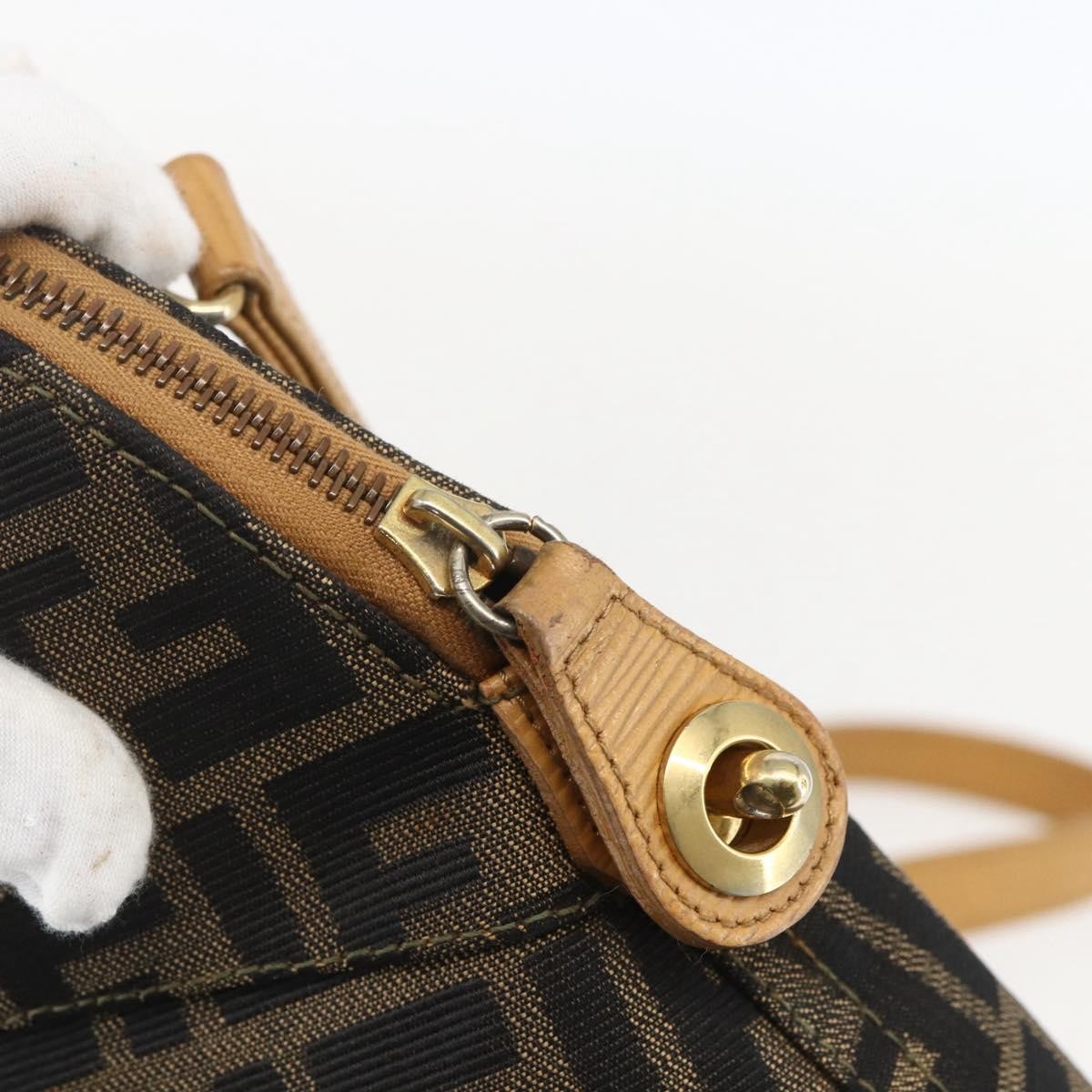 Fendi Vintage Zucca Zucca Brown Canvas Handbag (Pre-Owned)