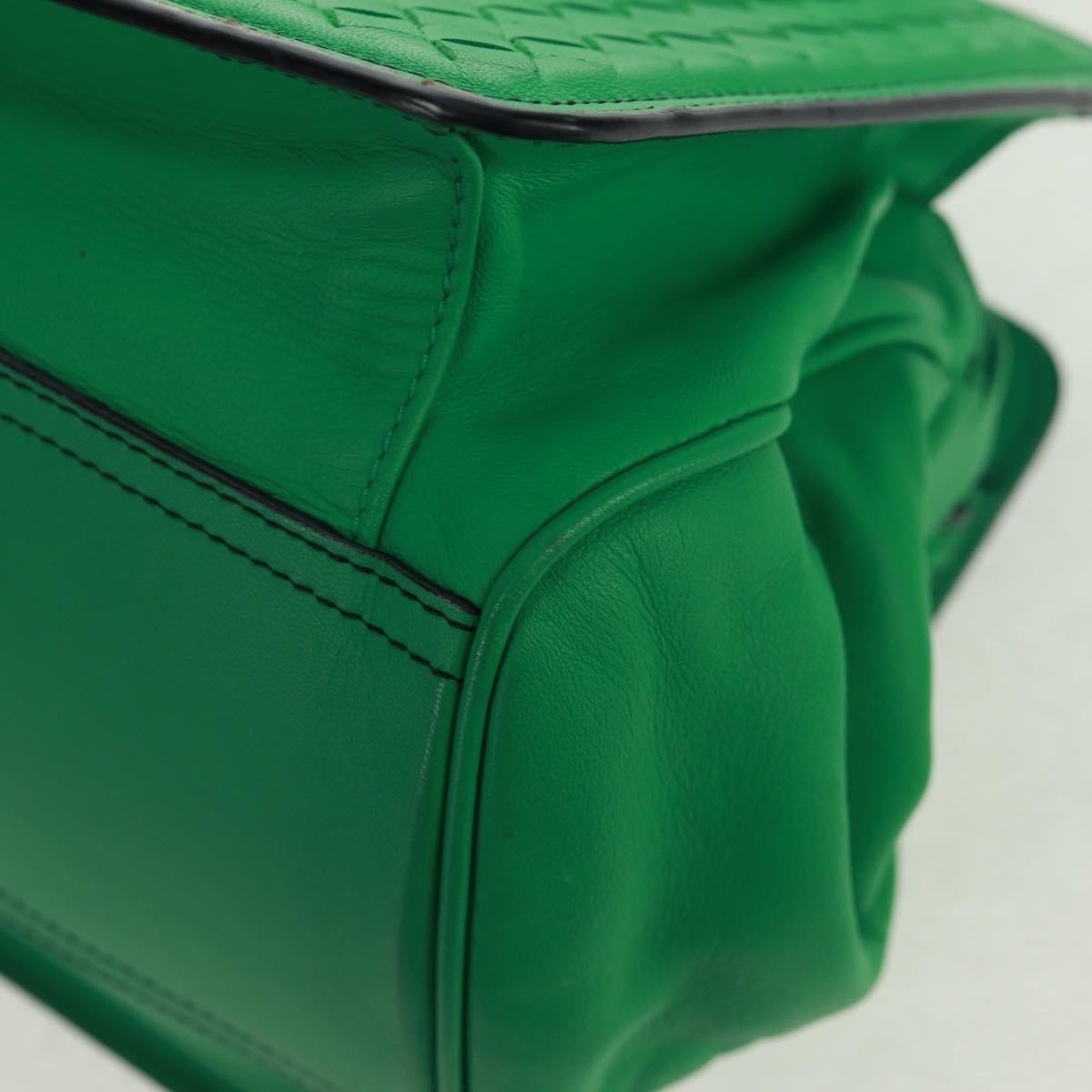 Bottega Veneta Intrecciato Leather Green Leather Handbag (Pre-Owned)
