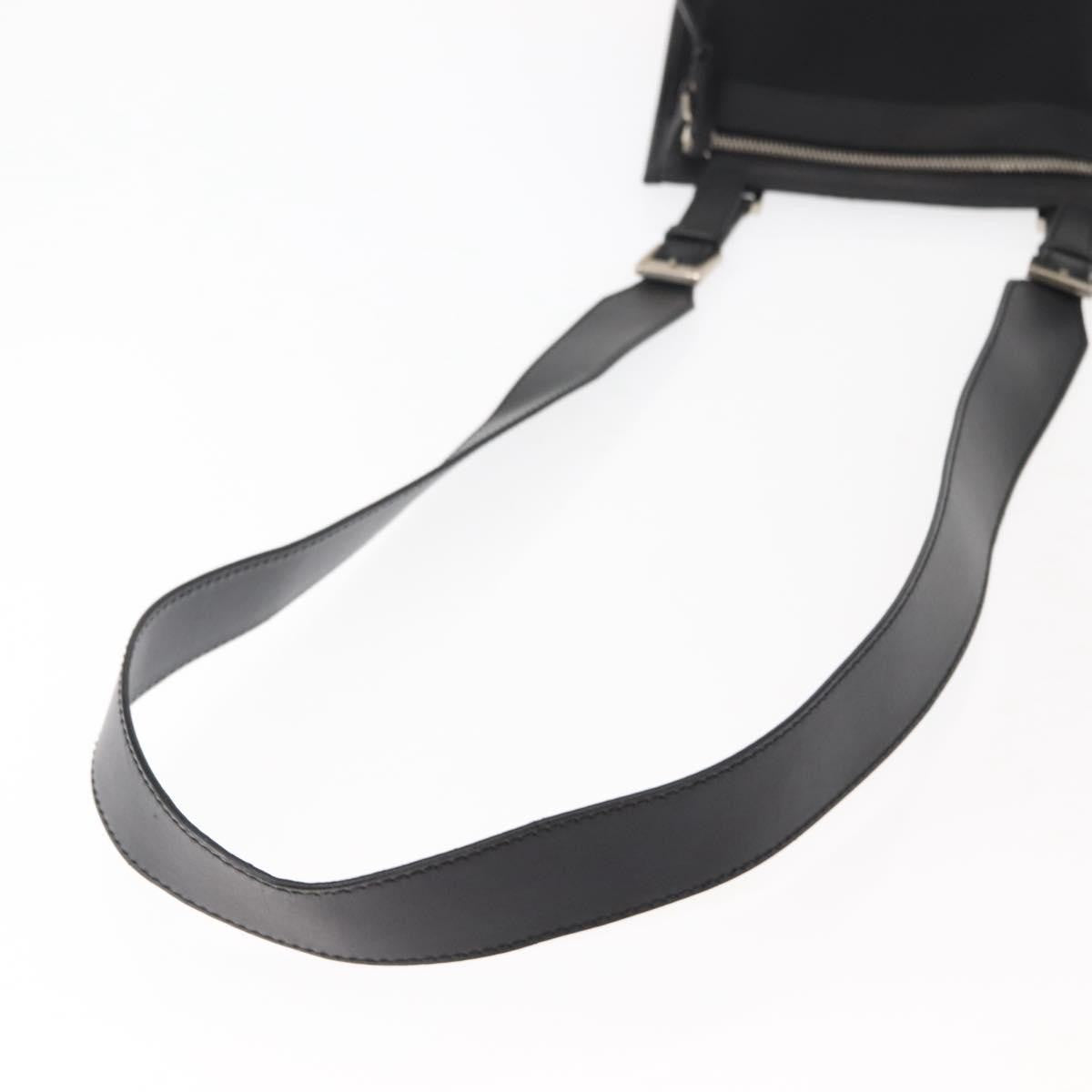 Gucci Vintage Flat Messenger Nylon And Leather Black Nylon Shoulder Bag Bag (Pre-Owned)