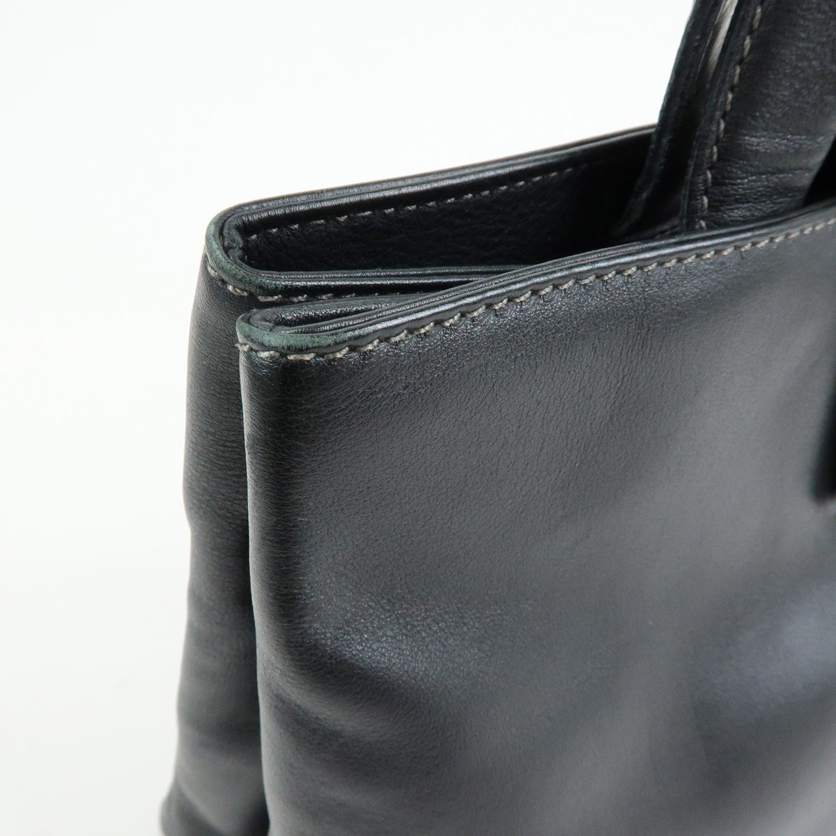 Bvlgari Tote Leather Black Leather Tote Bag Bag (Pre-Owned)