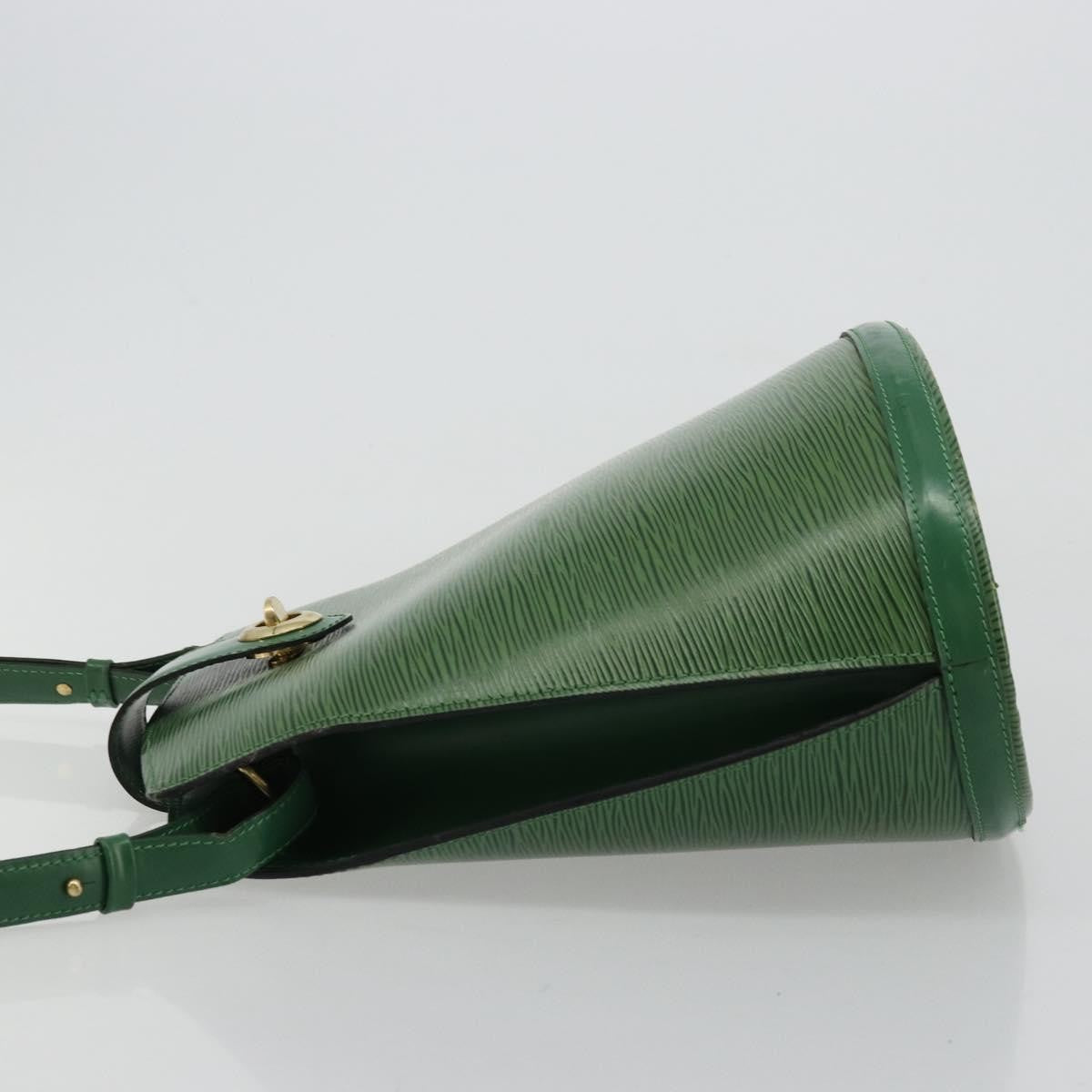 Louis Vuitton Cluny Epi Leather Green Leather Shoulder Bag Bag (Pre-Owned)