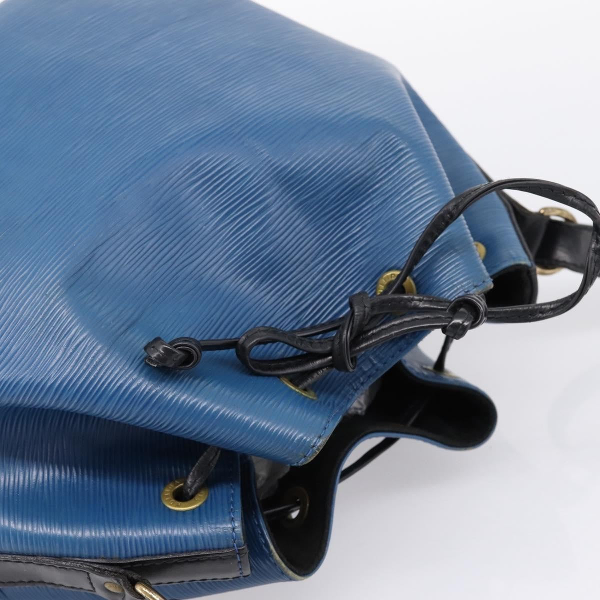 Louis Vuitton Bicolor Petit Noe Epi Leather Blue Leather Shoulder Bag Bag (Pre-Owned)