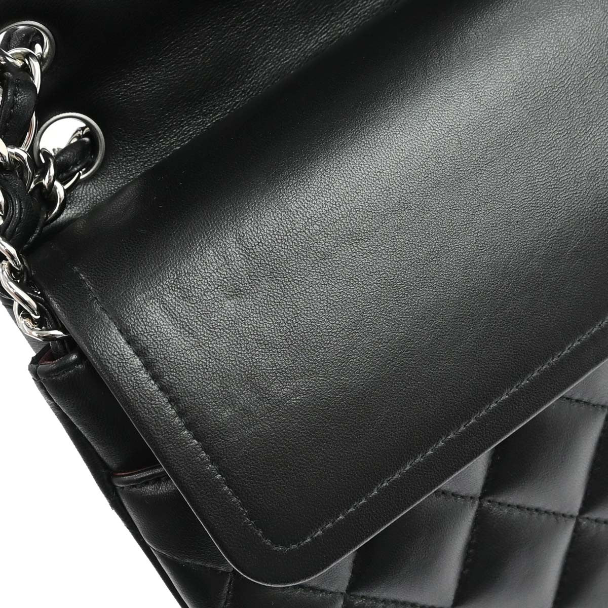 Chanel Vintage Classic Double Flap Quilted Lambskin Black Leather Handbag (Pre-Owned)