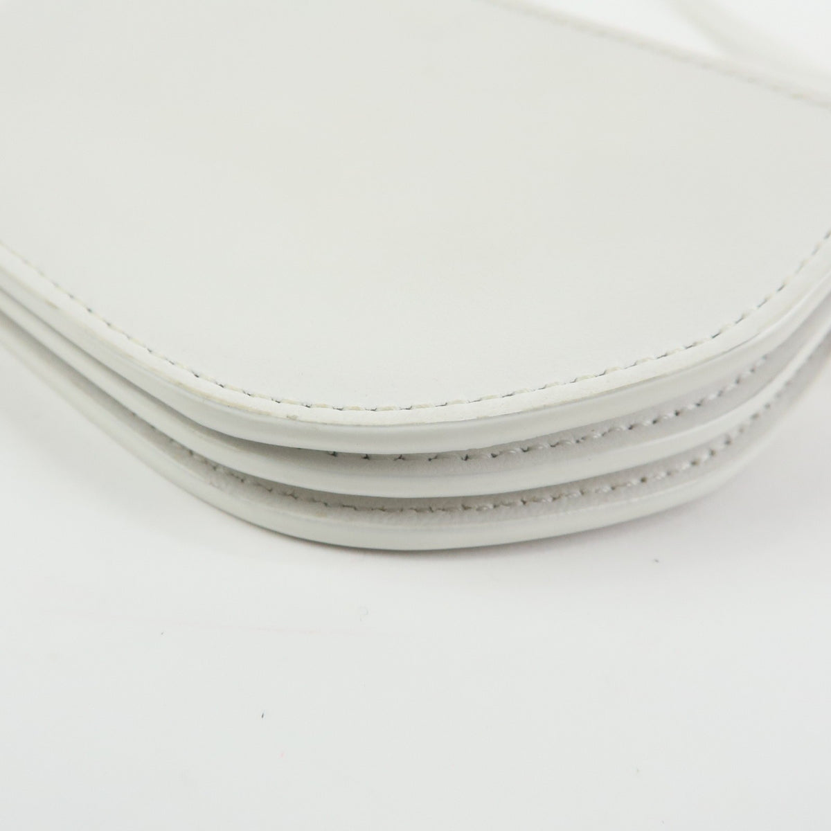 Burberry Olympia Flap Leather White Leather Handbag (Pre-Owned)