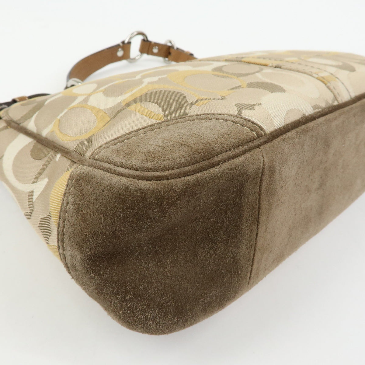 Coach Shoulder Canvas Beige Canvas Handbag (Pre-Owned)