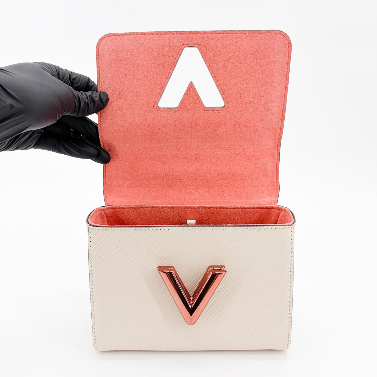 Louis Vuitton Twist Epi Leather Beige Leather Handbag (Pre-Owned)