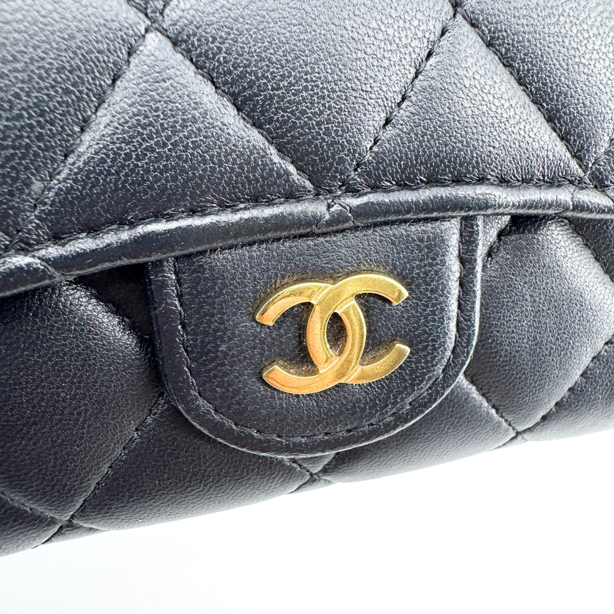 Chanel Classic Flap Card Holder Quilted Caviar Black Leather Card Holders Accessory (Pre-Owned)