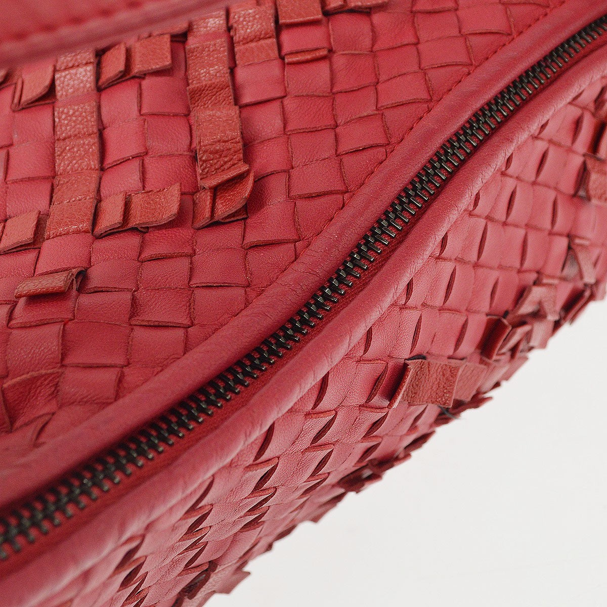 Bottega Veneta Veneta Plisse Hobo Intrecciato Nappa Red Leather Shoulder Bag Bag (Pre-Owned)