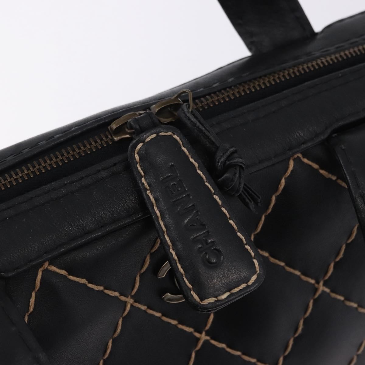 Chanel Surpique Zip Around Satchel Quilted Leather Black Leather Handbag (Pre-Owned)