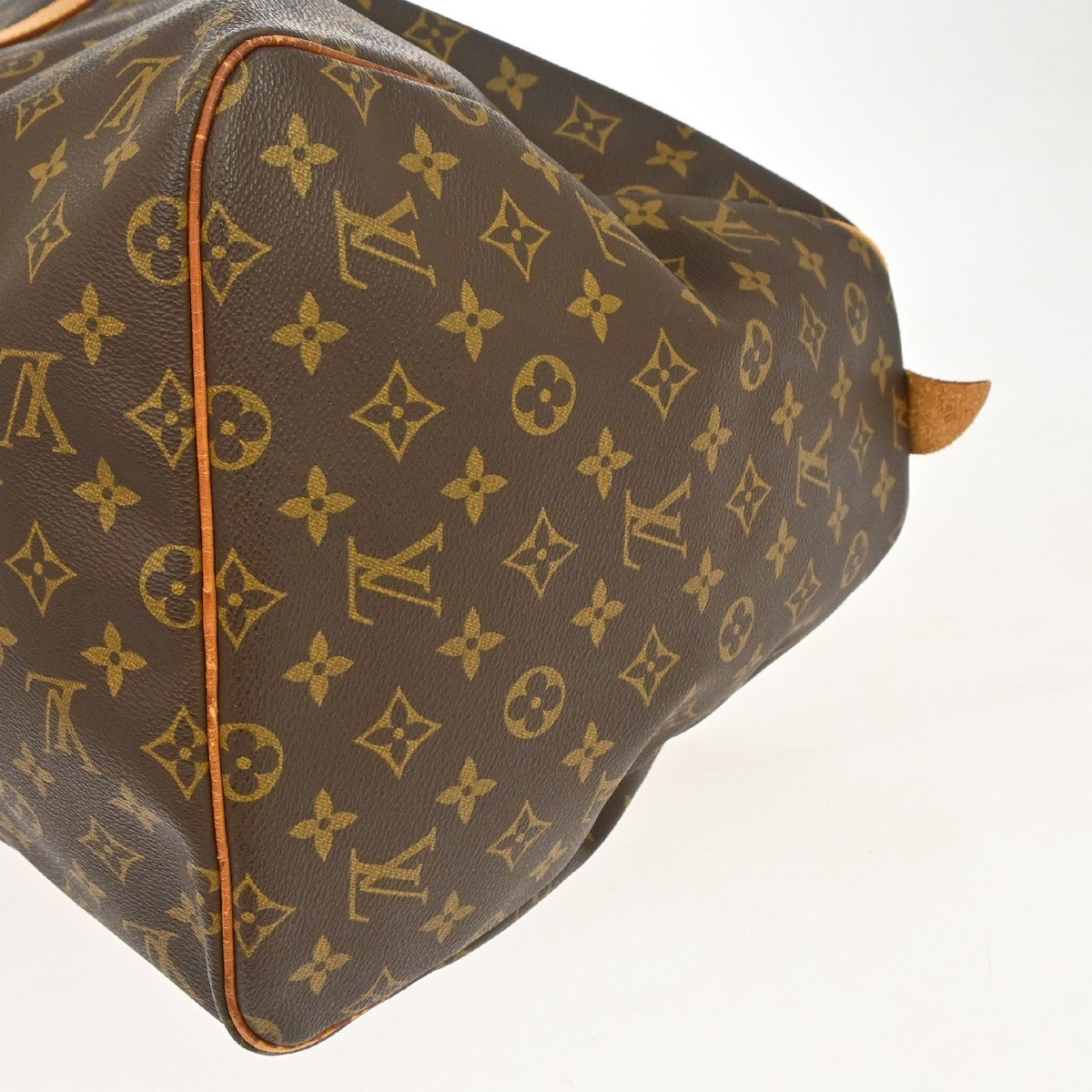 Louis Vuitton Keepall Monogram Canvas Brown Canvas Travel Bag Bag (Pre-Owned)