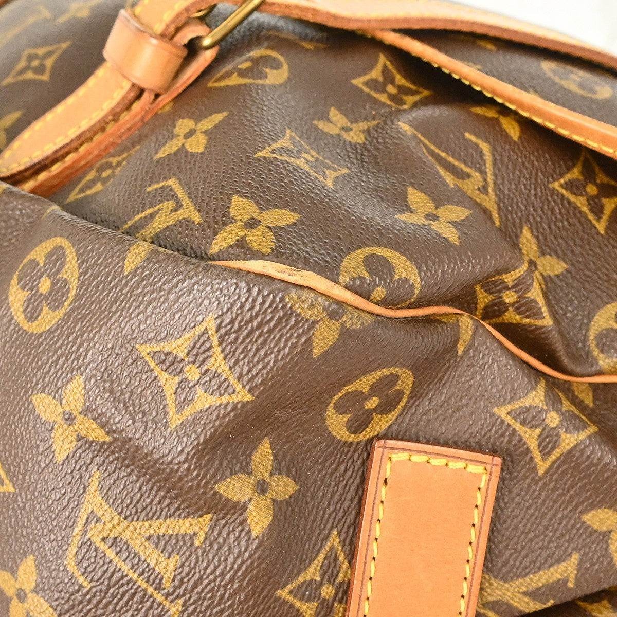 Louis Vuitton Saumur Monogram Canvas Brown Canvas Shoulder Bag Bag (Pre-Owned)