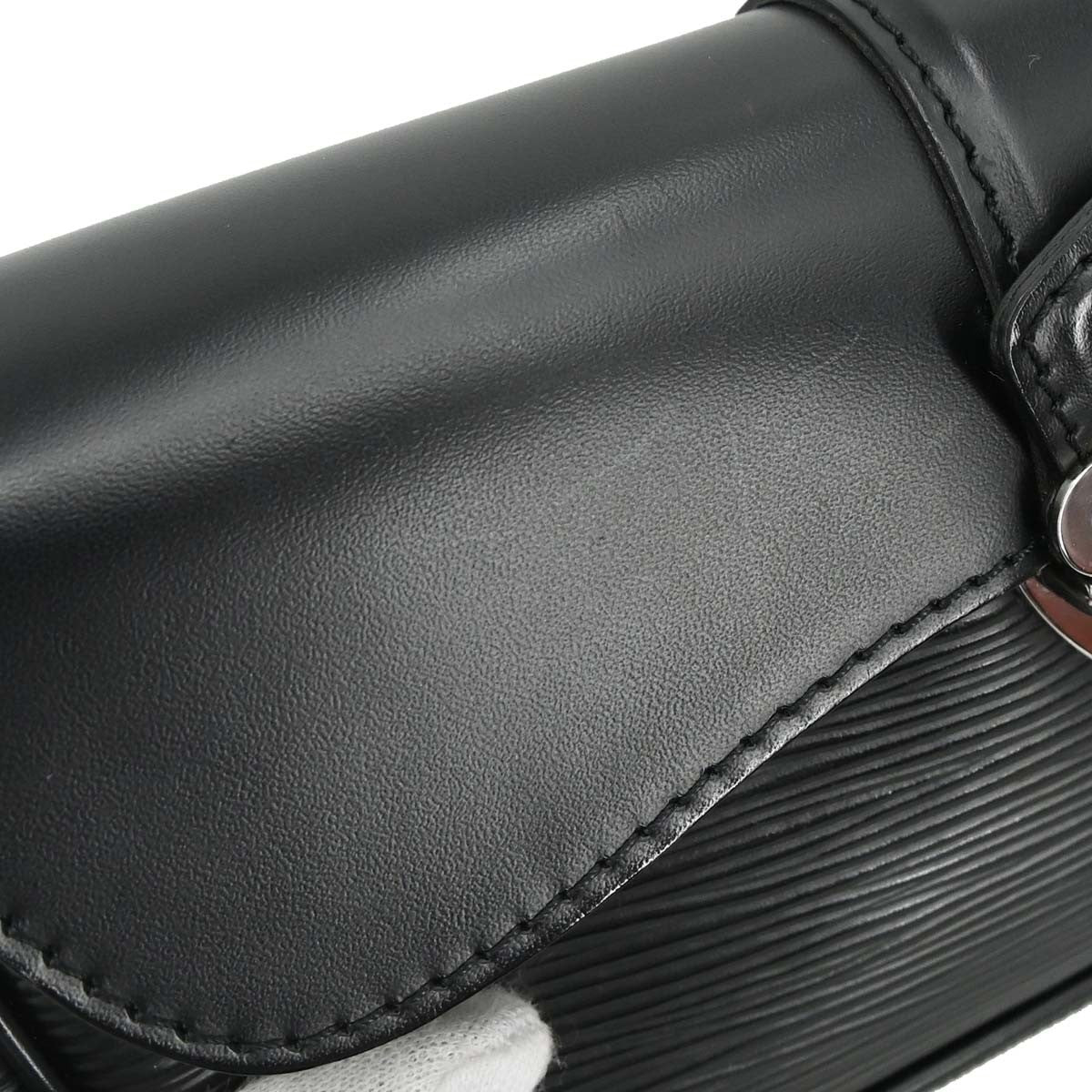 Louis Vuitton Montaigne Epi Black Leather Handbag (Pre-Owned)