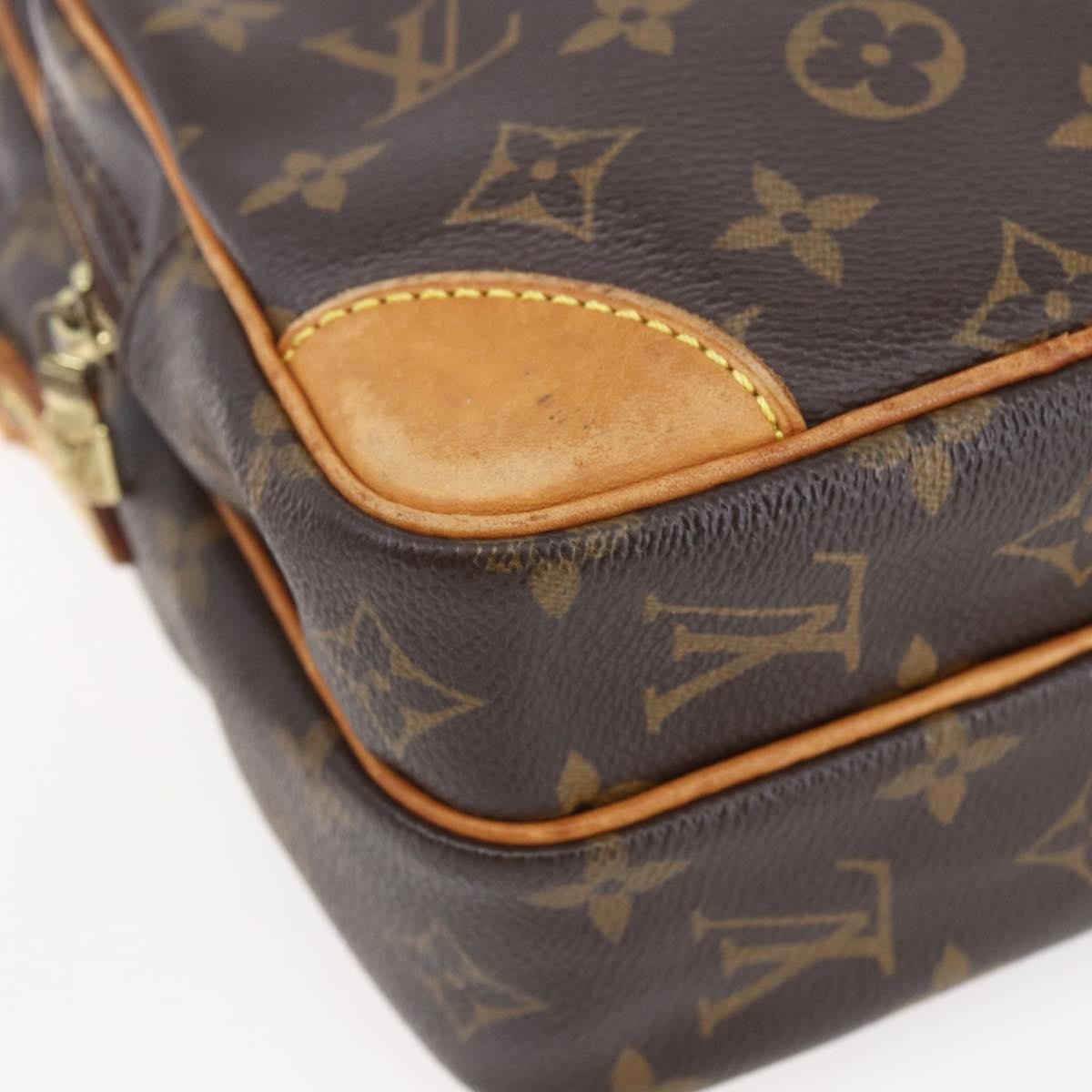 Louis Vuitton Amazone Monogram Canvas Brown Canvas Shoulder Bag Bag (Pre-Owned)