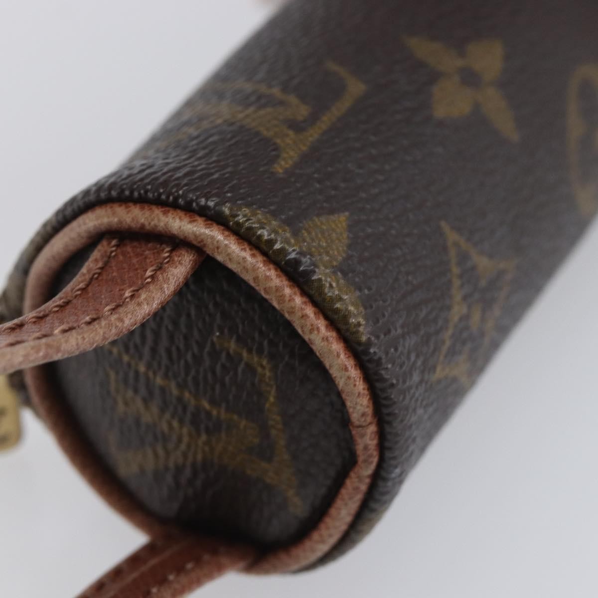 Louis Vuitton Golf Ball Case Monogram Brown Canvas Clutche & Pouche Bag (Pre-Owned)