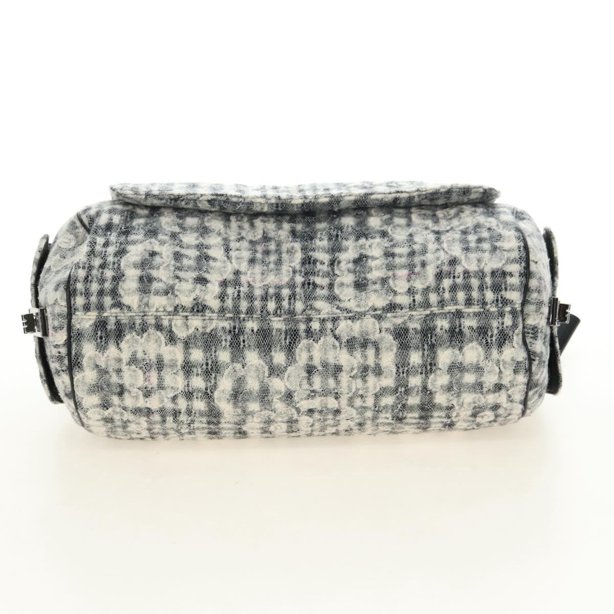 Chanel Vintage Camellia Flap Camera Quilted Tweed White Wool Shoulder Bag Bag (Pre-Owned)