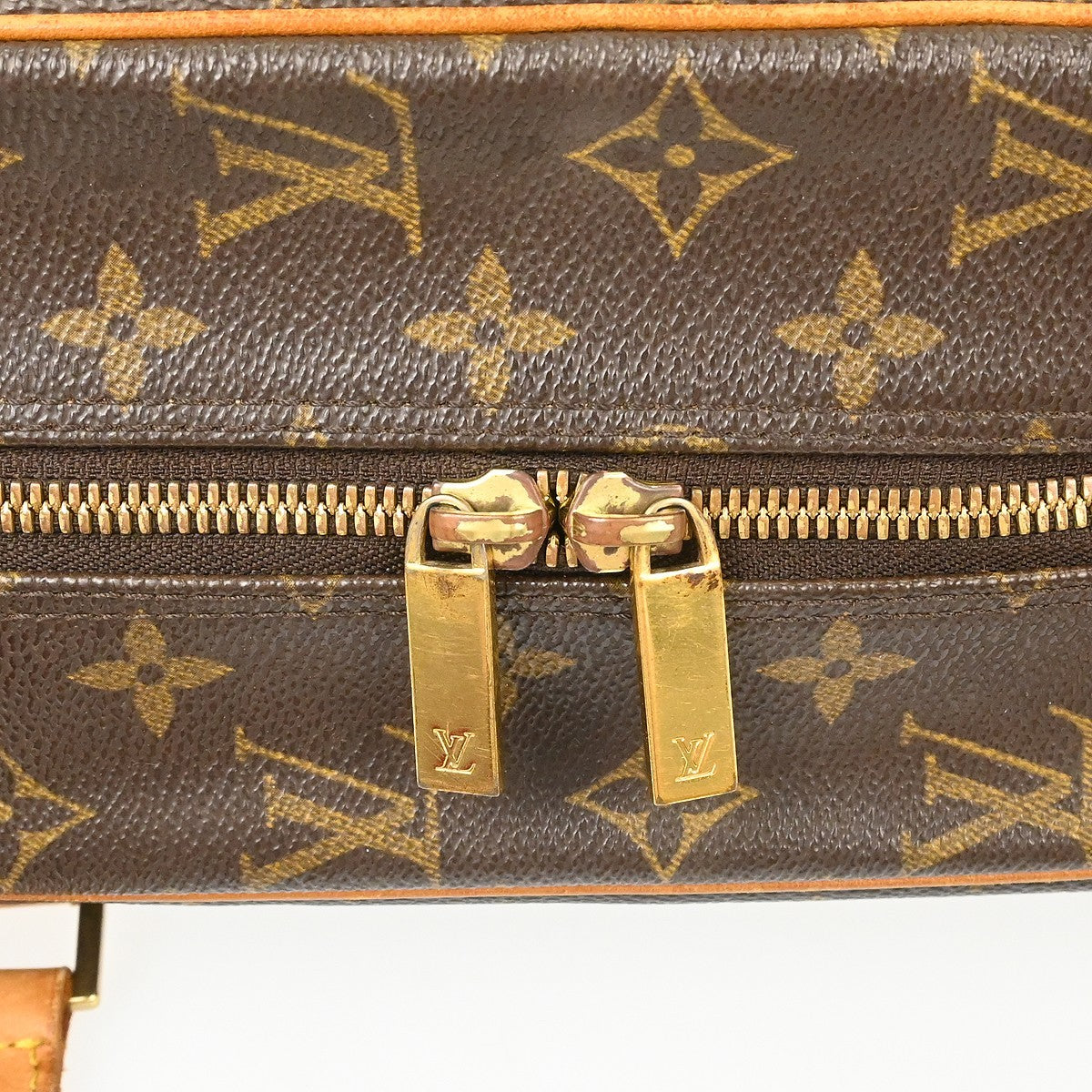 Louis Vuitton Cite Monogram Canvas Brown Canvas Shoulder Bag Bag (Pre-Owned)