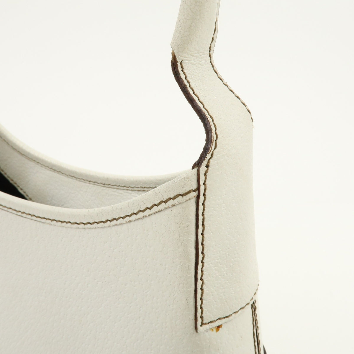 Salvatore Ferragamo Shoulder Bag Leather White Leather Shoulder Bag Bag (Pre-Owned)