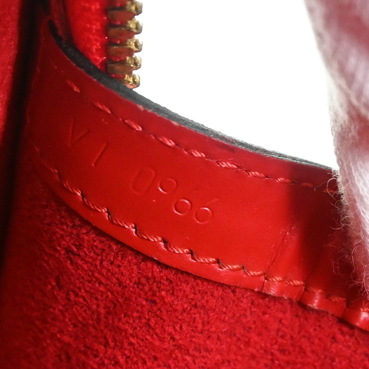 Louis Vuitton Lussac Epi Leather Red Leather Handbag (Pre-Owned)