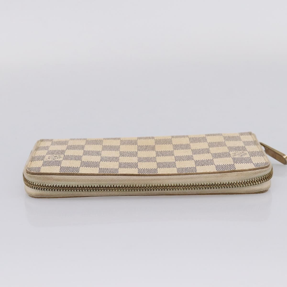 Louis Vuitton Zippy Organizer Damier White Canvas Wallets Accessory (Pre-Owned)