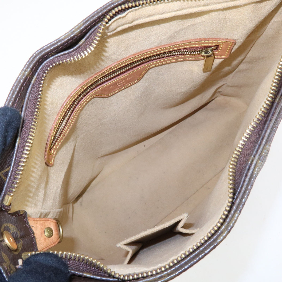 Louis Vuitton Looping Monogram Canvas Brown Canvas Handbag (Pre-Owned)