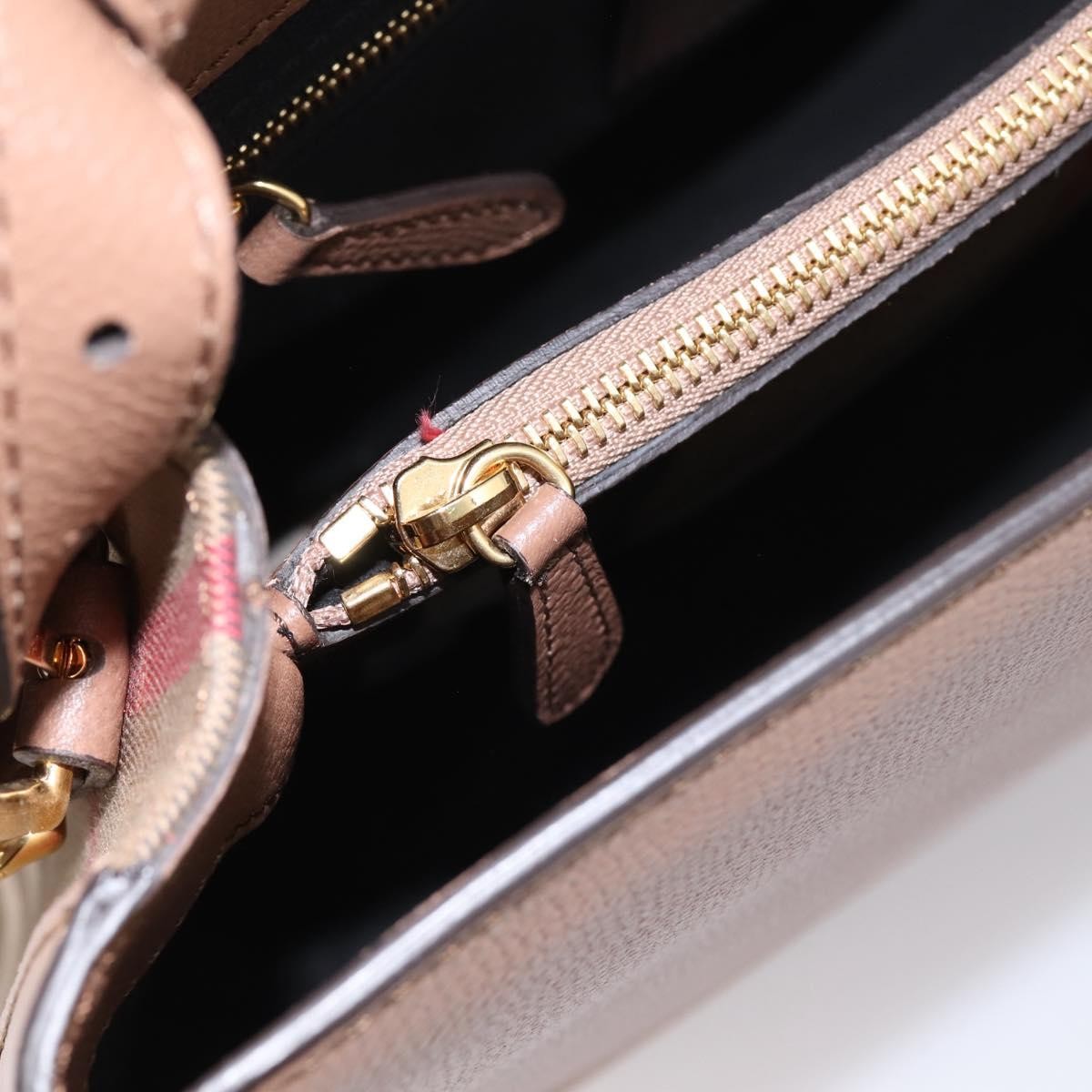 Burberry Camberley Top Handle Leather Brown Leather Shoulder Bag Bag (Pre-Owned)