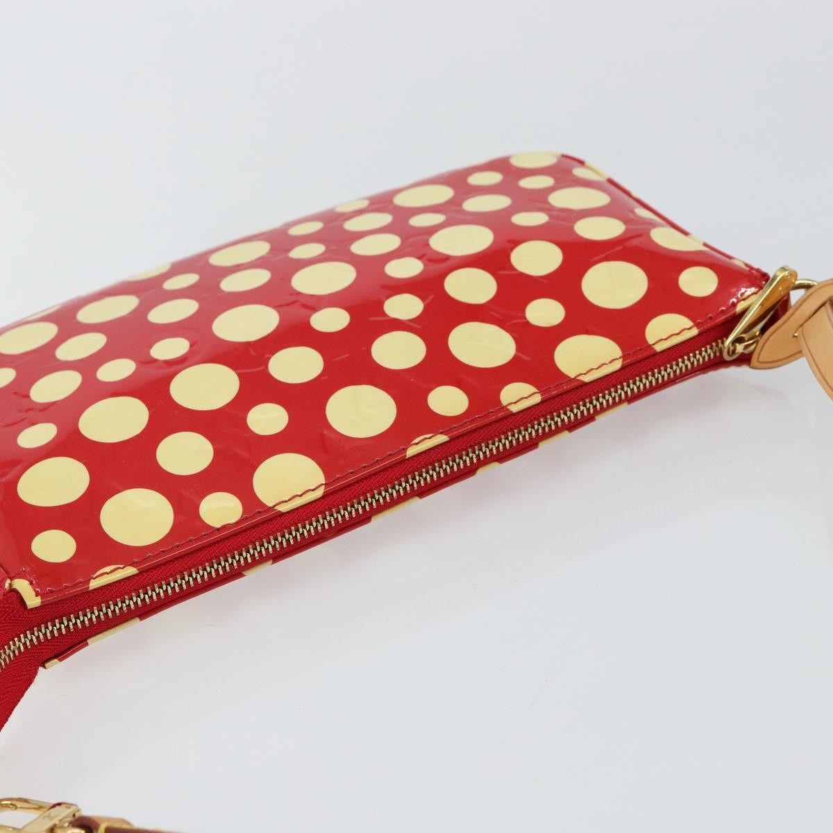 Louis Vuitton Pochette Accessoires Yayoi Kusama Painted Dots Monogram Vernis Red Patent_Leather Clutche & Pouche Bag (Pre-Owned)