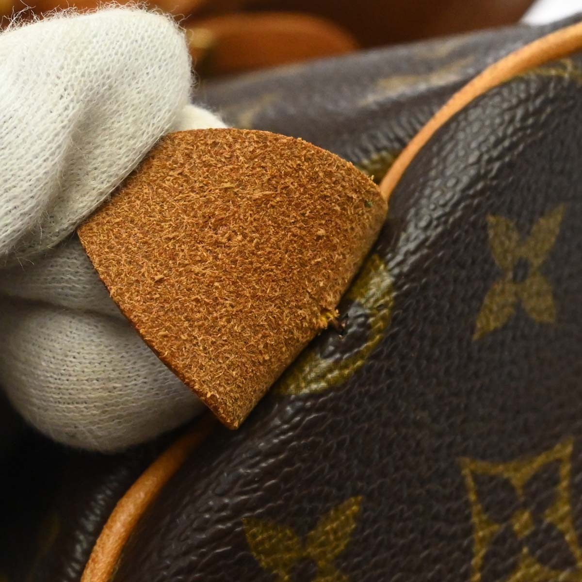 Louis Vuitton Keepall Monogram Canvas Brown Canvas Travel Bag Bag (Pre-Owned)