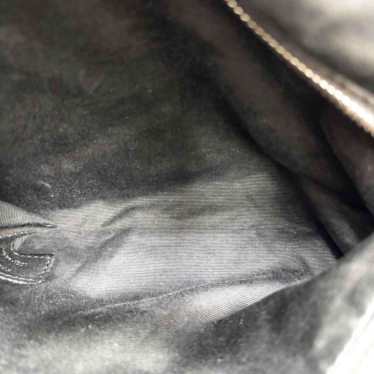 Saint Laurent Niki Shopping Matelasse Chevron Leather Gray Leather Tote Bag Bag (Pre-Owned)