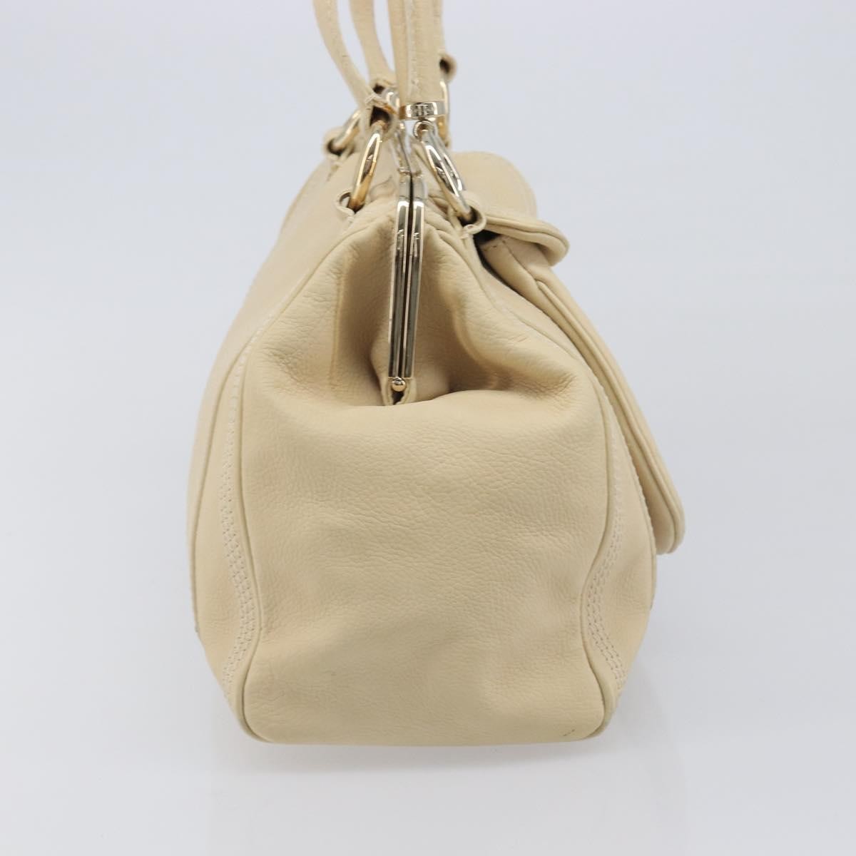Celine Vintage Kisslock Frame Leather Beige Leather Handbag (Pre-Owned)