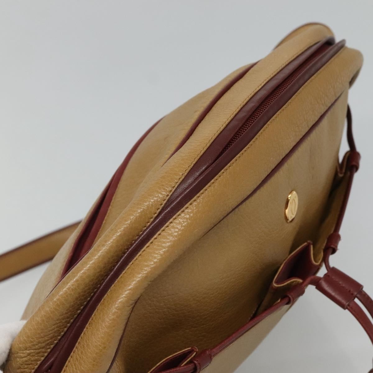 Cartier Tasseled Must De Cartier Leather Beige Leather Shoulder Bag Bag (Pre-Owned)