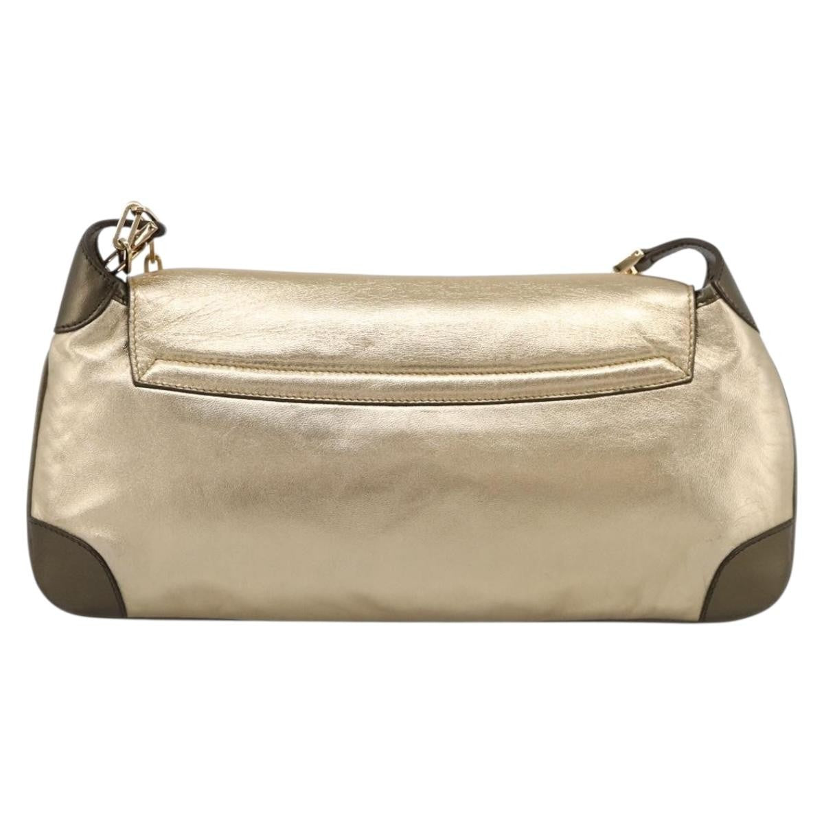 Gucci Tiger Charm Leather Gold Leather Shoulder Bag Bag (Pre-Owned)