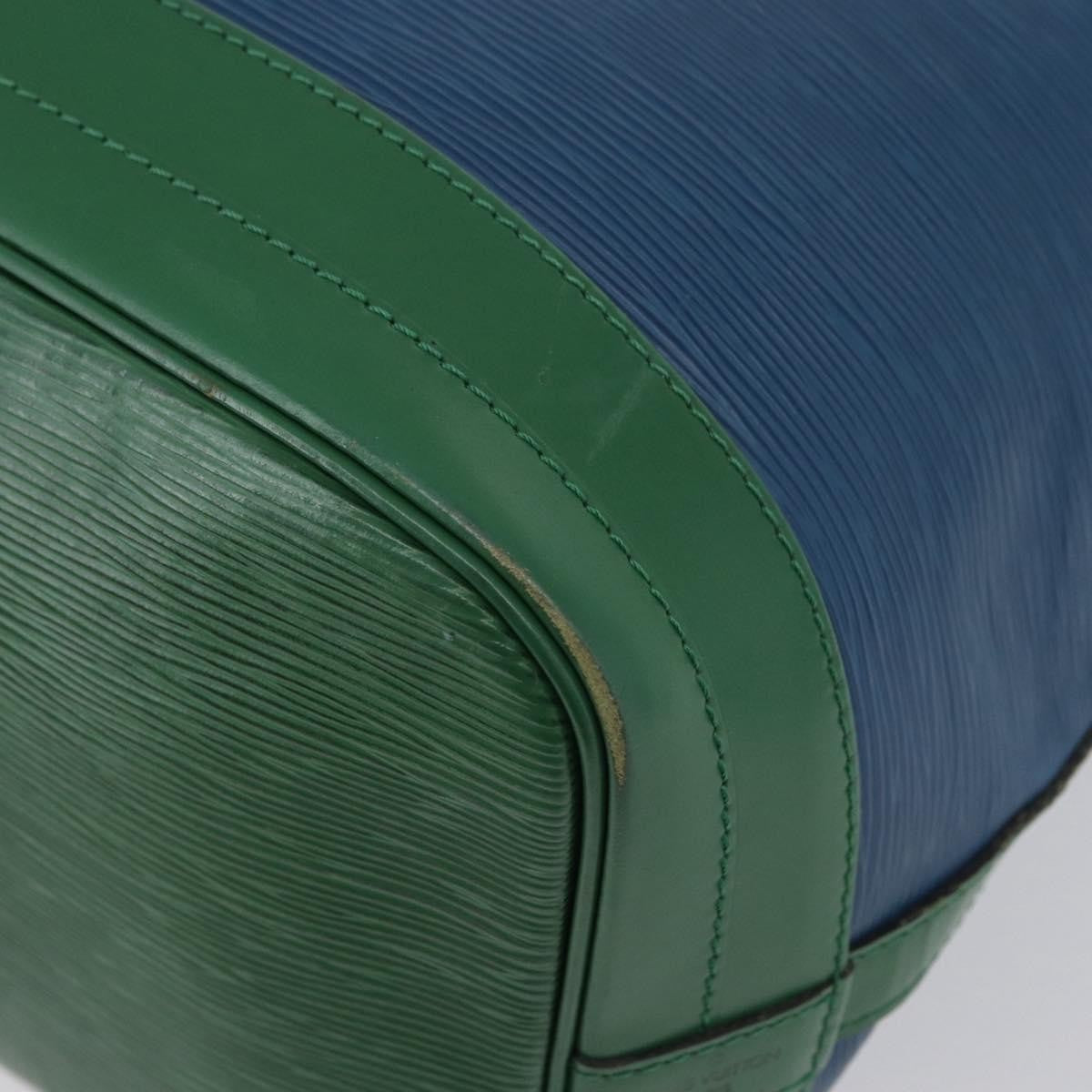 Louis Vuitton Bicolor Noe Epi Leather Blue Leather Shoulder Bag Bag (Pre-Owned)