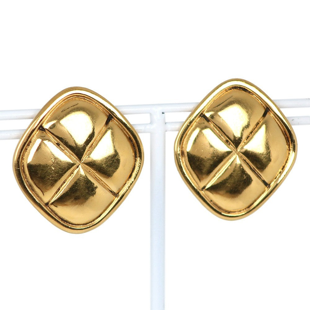Chanel Cc Rhombus Clip-On Metal Gold Gold_Plated Earrings Jewelry (Pre-Owned)